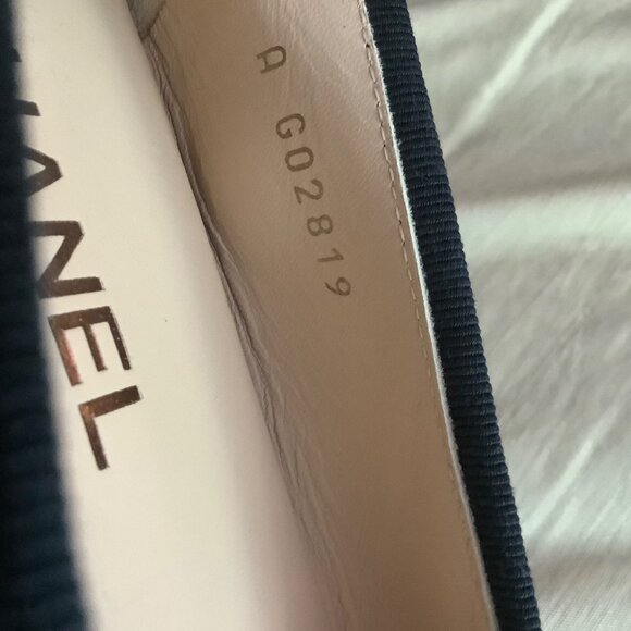 Chanel Navy Blue Ballet Flats - Picture 7 of 9